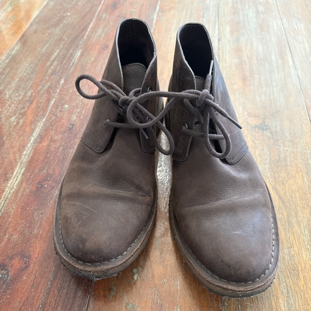 UGG Brown Leather Chukka Boots Mens US 9.5
